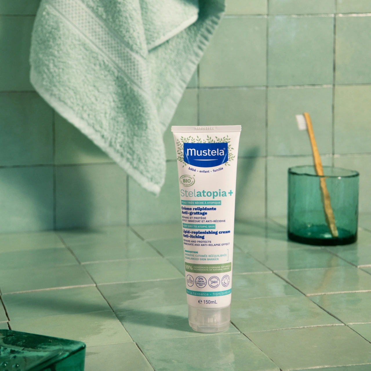Mustela Stelatopia+ Crème Relipidante Anti-Grattage Bio - Vue 4