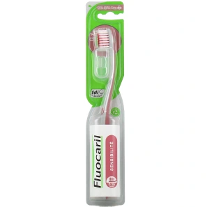 Fluocaril Brosse à dents manuelle