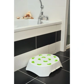 Marche d'Accès au Bain Moorea