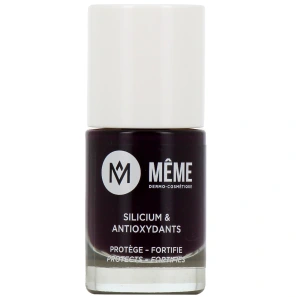 Même Vernis à Ongles au Silicium