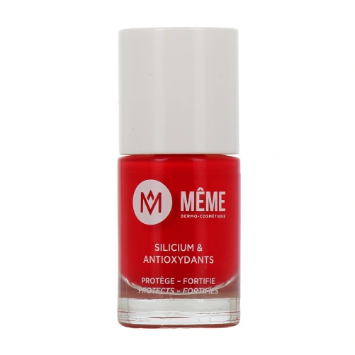 Même Vernis à Ongles au Silicium