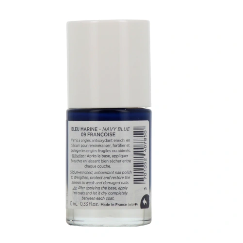 Même Vernis à Ongles au Silicium