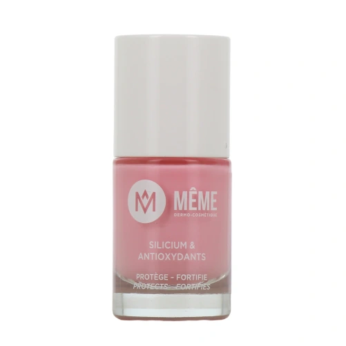 Même Vernis à Ongles au Silicium