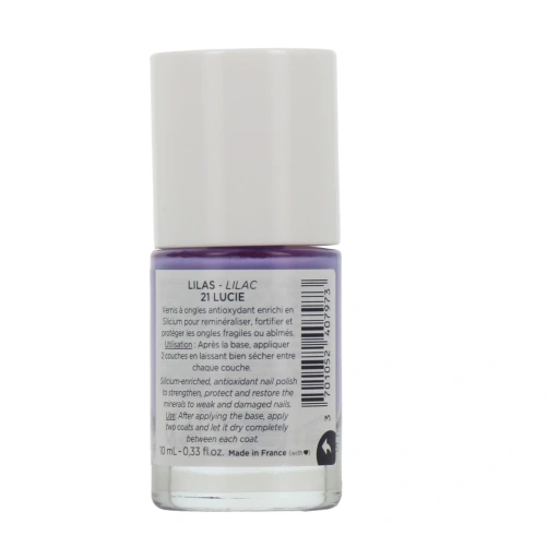 Même Vernis à Ongles au Silicium