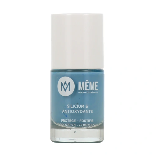 Même Vernis à Ongles au Silicium