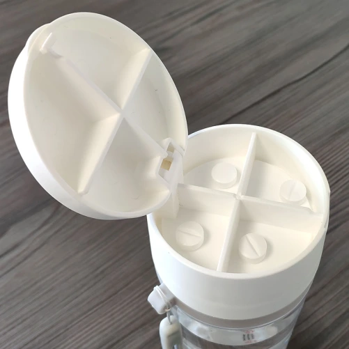 Gourde avec Pilulier, Broyeur et Coupe-comprimé