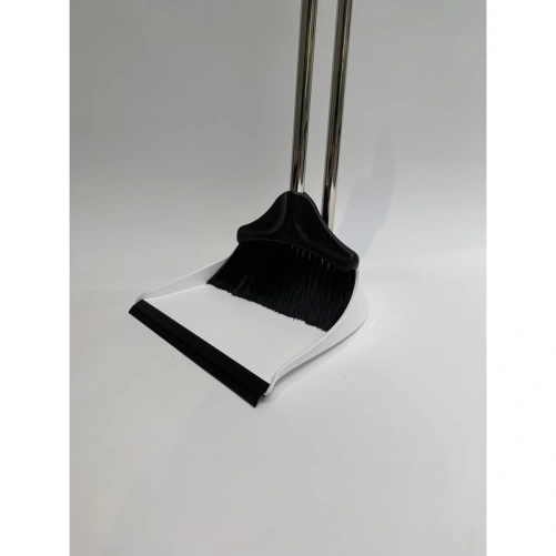 Identités Balai et Pelle à Rallonge