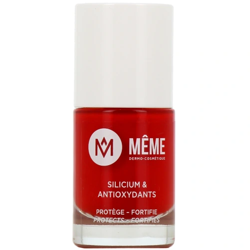 Même Vernis à Ongles au Silicium