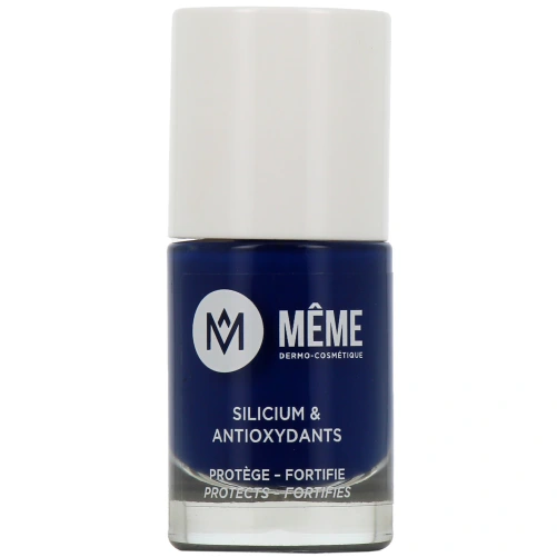 Même Vernis à Ongles au Silicium