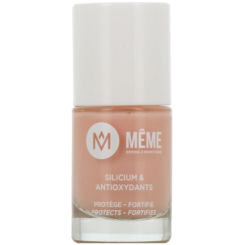 Même Vernis à Ongles au Silicium