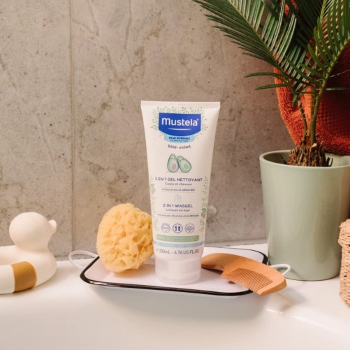 Mustela 2 en 1 Gel Nettoyant Cheveux et Corps