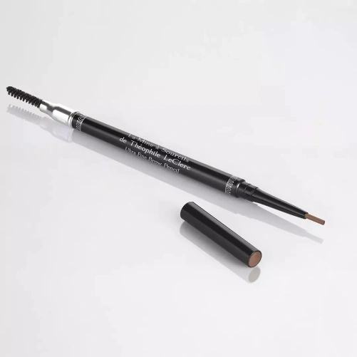 T Leclerc Mine Sourcils