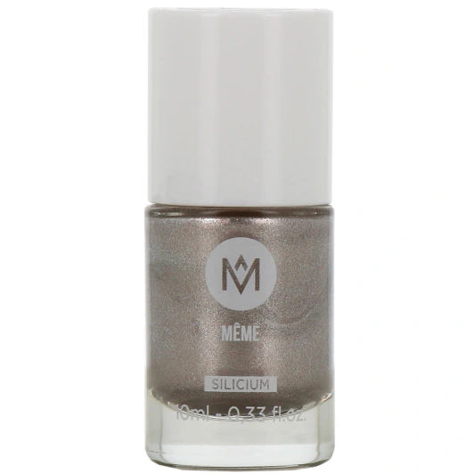 Même Vernis à Ongles au Silicium