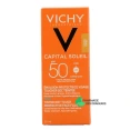 Vichy Capital Soleil BB Émulsion Toucher Sec Teintée SPF 50