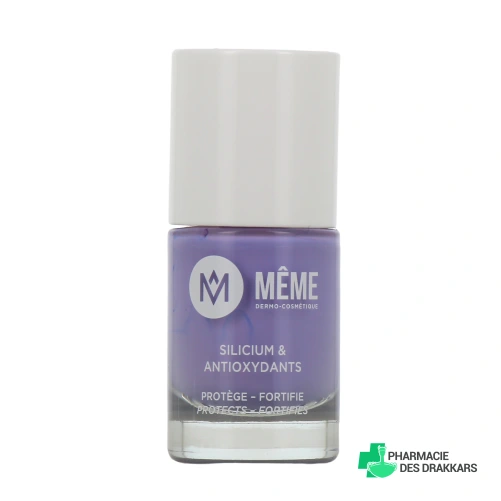 Même Vernis à Ongles au Silicium