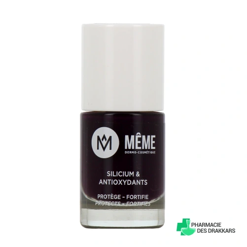 Même Vernis à Ongles au Silicium