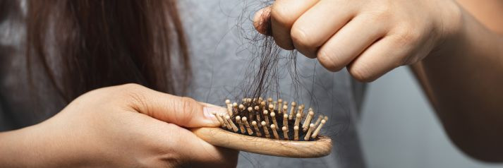 Prévenez la chute de cheveux saisonnière